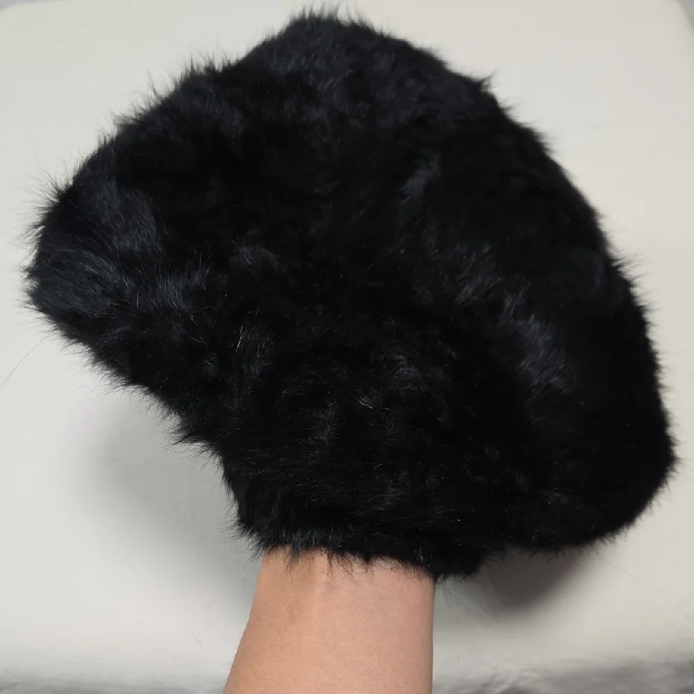 Angora Beret - Picture 2 of 2